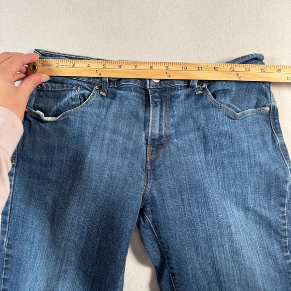 Levis Jeans Womens 30 Blue 505 Straight Mid Rise Medium Wash Stretch - Picture 7 of 13